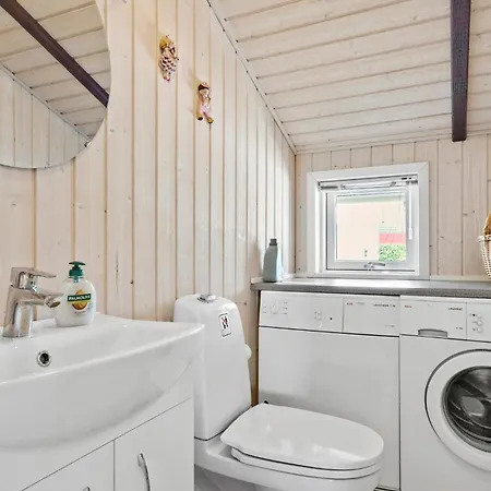 In With Sauna * Sjolund