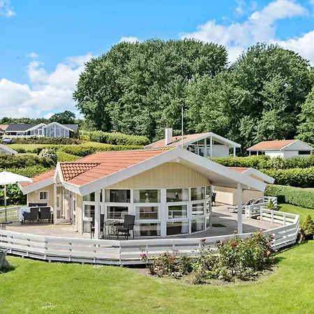 In With Sauna Σπίτι διακοπών *